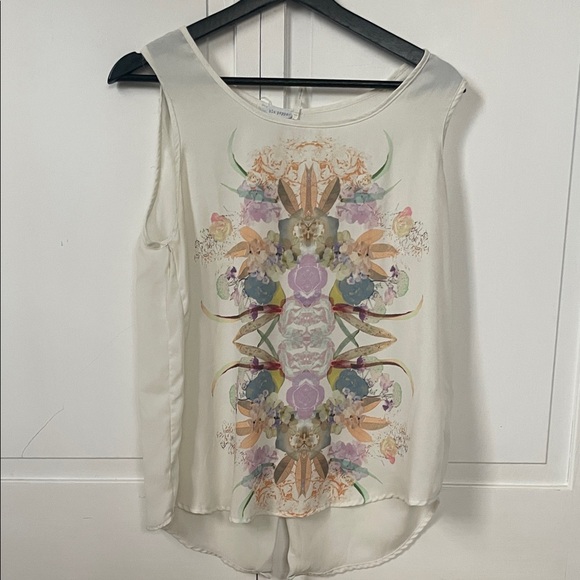 Blu Pepper Tops - Blu Pepper Cream Sleeveless Floral-Print Camisole